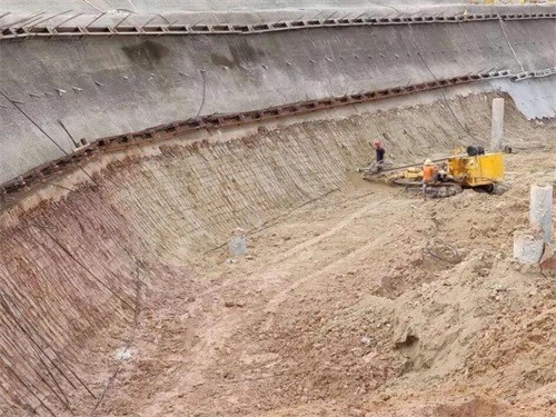 清水基坑边坡加固